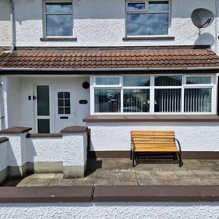 Villa Cosy On The Coast Portrush Esterno foto